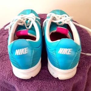 AD716 NIKE Sneakers,